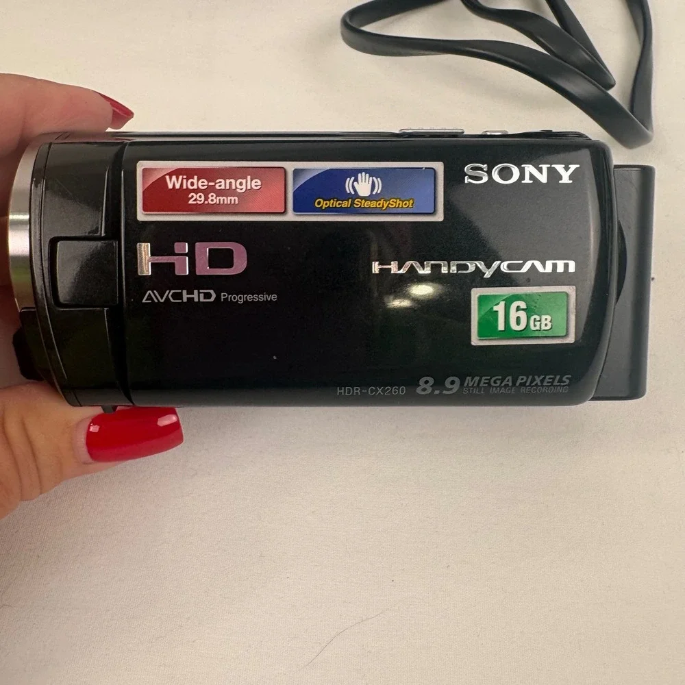 Sony Handycam HDR-CX260V 16GB HD Camcorder 30x Optical Zoom Black Bundle TESTED